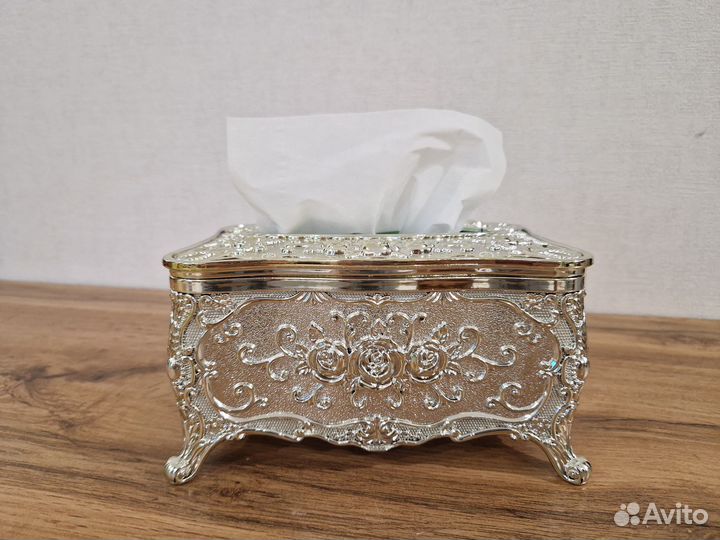 Серебряная салфетница