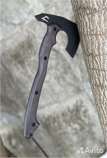 Кованый топор