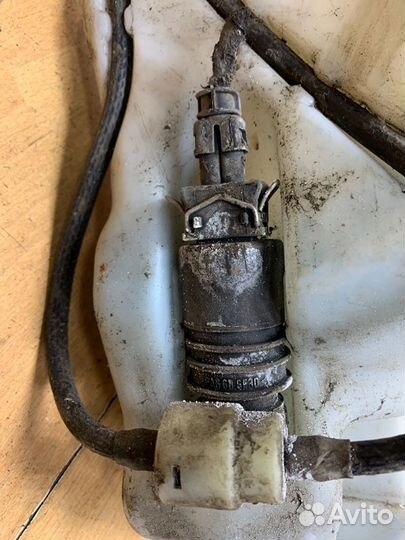 Бачок омывателя Opel Astra G