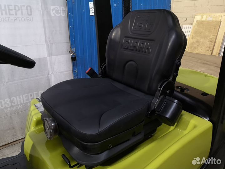 Вилочный погрузчик Clark C30D, 2012