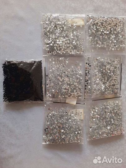 Стразы холодной фиксации