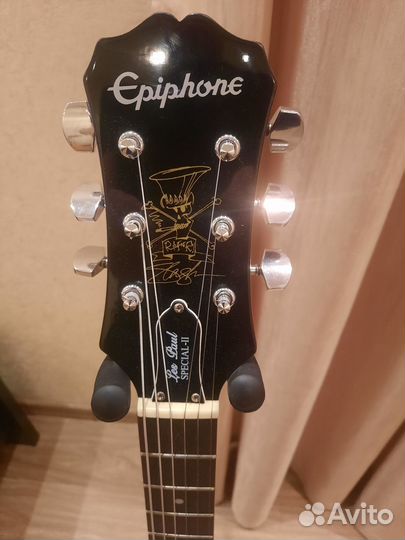 Электрогитара Epiphone les paul