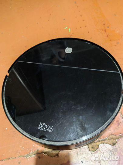 Робот пылесос