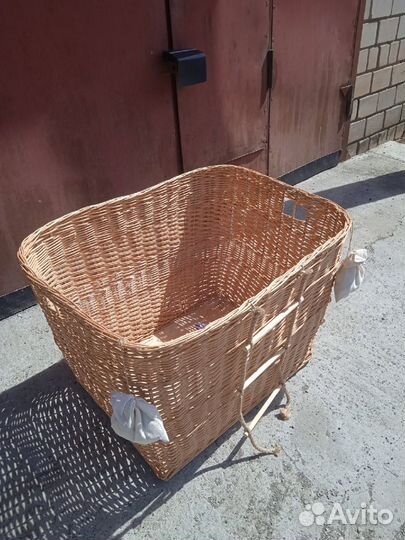 Корзина плетеная
