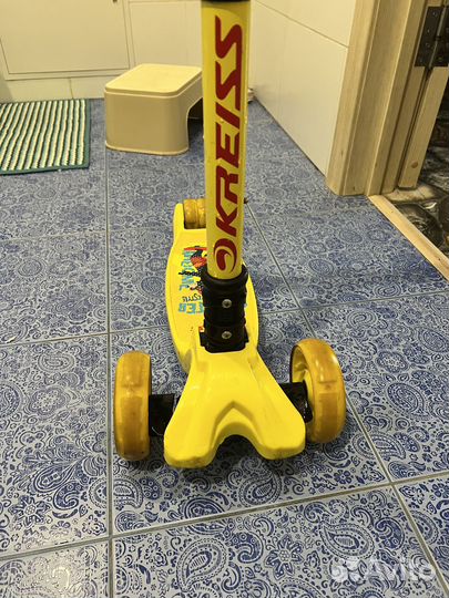 Продаю детский самокат