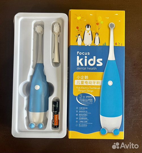 Электрическая зубная щетка детская на батарейке