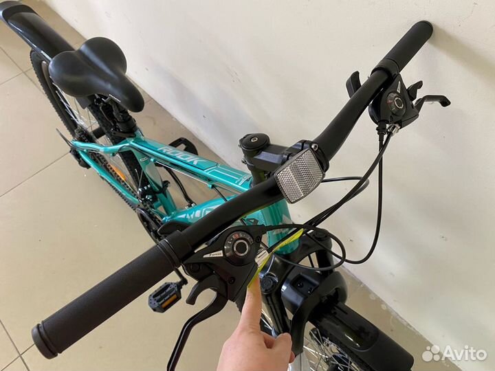 Подростковый алюминиевый велосипед Rook