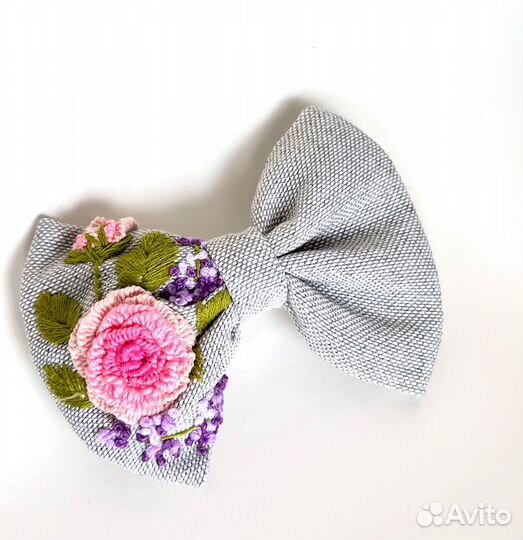 Бантики ручной работы с вышивкой