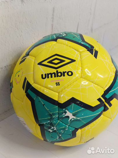 Футбольный мяч