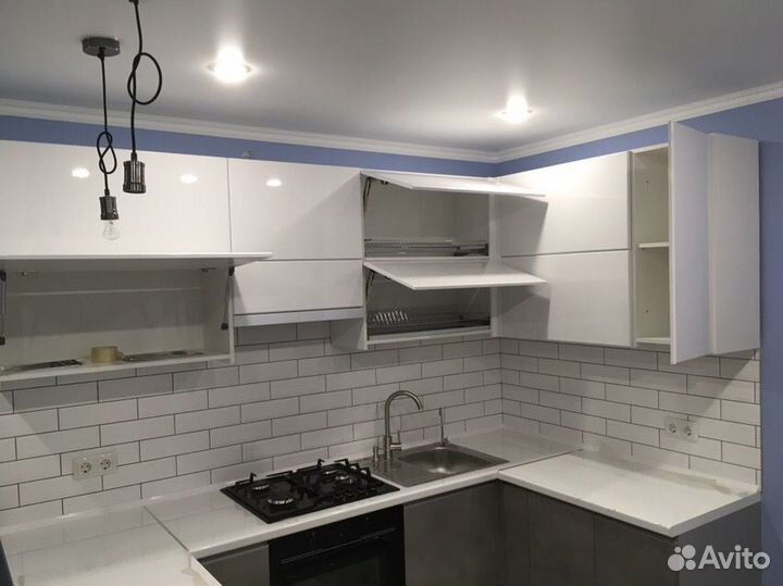 Кухонный гарнитур. Кухня с барной стойкой ксп:2652