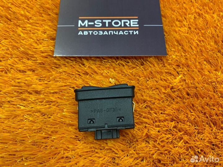 Кнопка стеклоподъемника задняя левая Bmw 5-Series