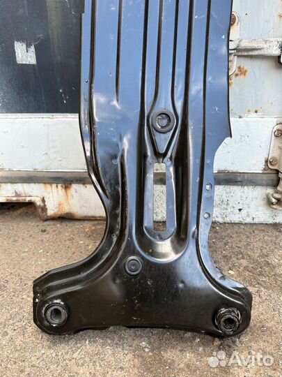 Подрамник Toyota Camry V30 V40 V50 5120633060