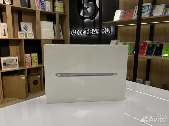 Новый Apple MacBook Air 13-inch 8Gb/256Gb SSD