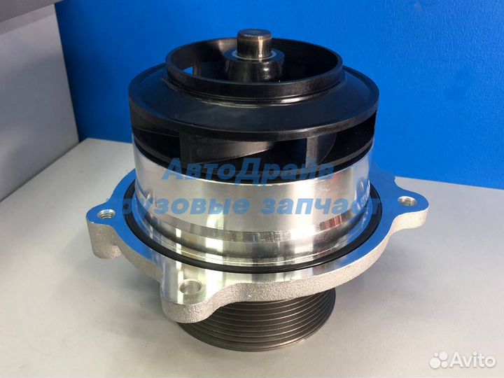 Насос водяной Даф 105 мотор MX300 MX340 MX375