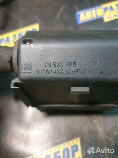 Блок реле Opel Astra