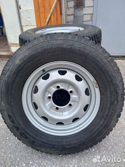 Toyo Observe G3-Ice 225/75 R16