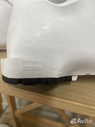 Горнолыжные ботинки