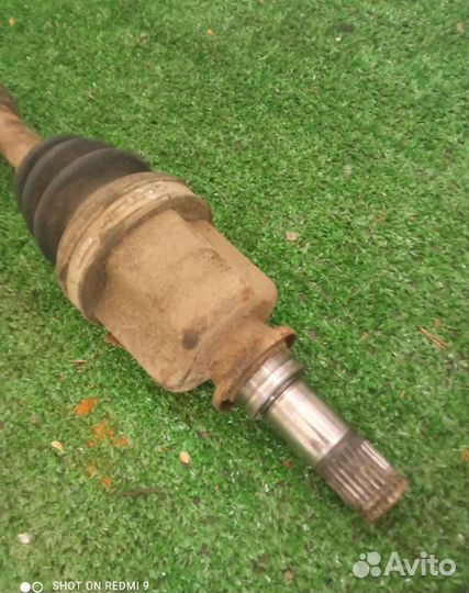 Привод левый mazda 3 bk