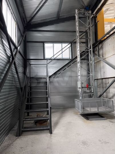 Склад, 840 м²