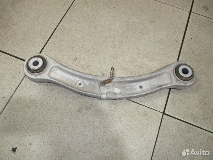 Рычаг задний верхний VW Touareg 2 (7P)