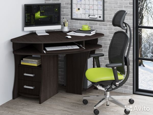 Компьютерный стол 