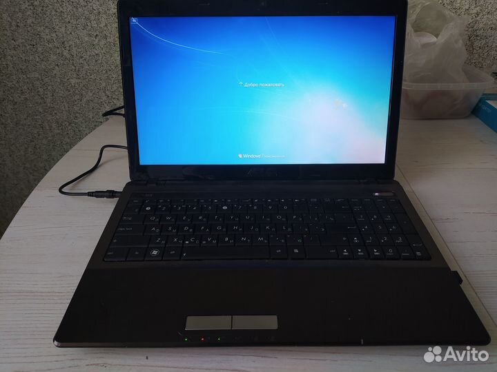 Ноутбук asus