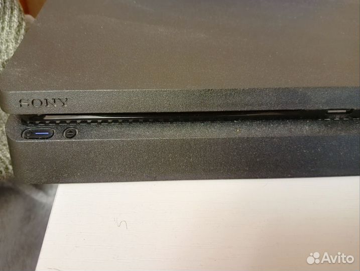 Sony playstation 4 PS4 slim 1tb