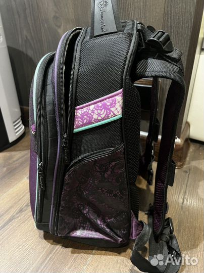 Школьный рюкзак Hummingbird