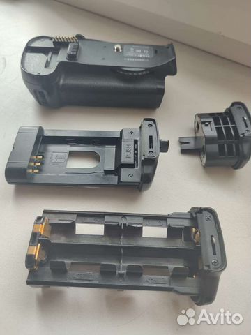 Батарейный блок Nikon мв-D10