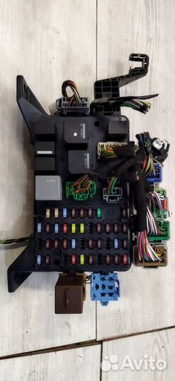 Блок предохранителей блок реле 2000- 2007