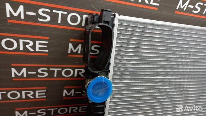 Радиатор двс Mercedes-Benz E-Class W211