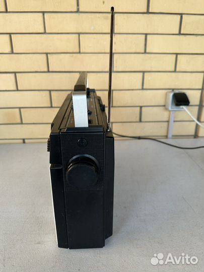 Магнитола Sanyo М4100К