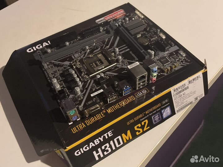 Материнская плата gigabyte