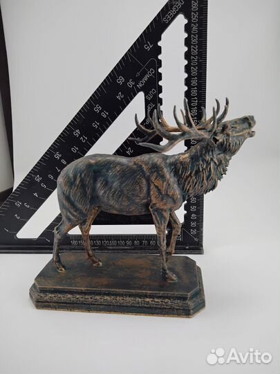 Статуэтка Марал Благородный олень