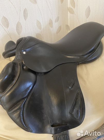 Седло для лошади