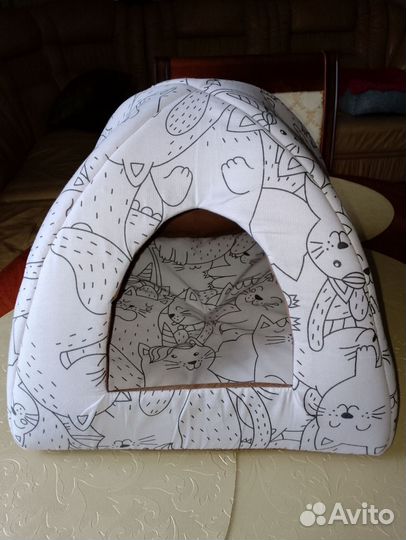 Лежанка для собак и кошек 