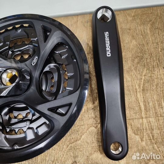 Система шатунов под квадрат и три звезды шимано