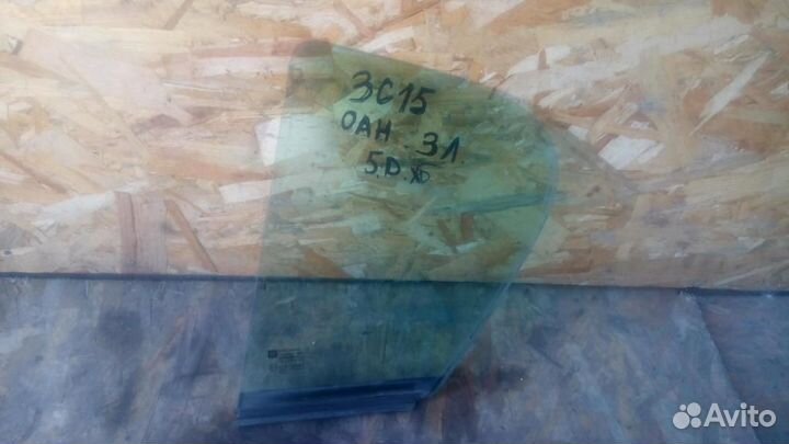 Стекло двери задней левой форточка Opel Astra H 2