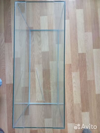 Продаются 2 аквариума 60 и 80 л с мальками