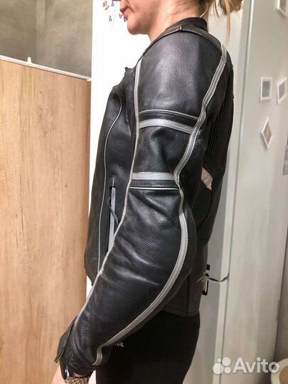 Женская мотокуртка Lookwell