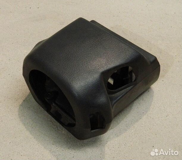 Кожух подрулевой Nissan Maxima J30