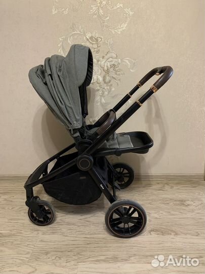 Прогулочная коляска carrello epica