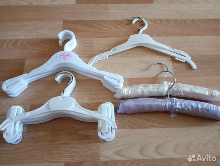 Вешалки плечики детские