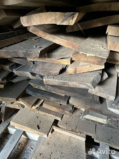 Доска не обрезна и обрезная орех грецкий