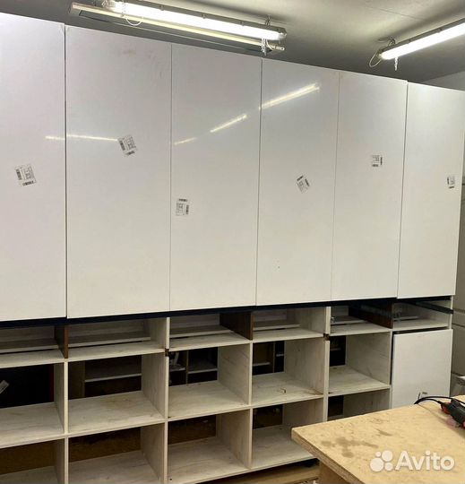 Шкафы распашные на заказ в спальню