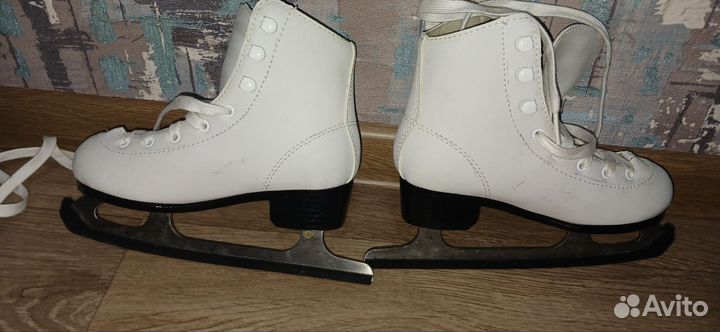 Коньки фигурные детские 31 размер