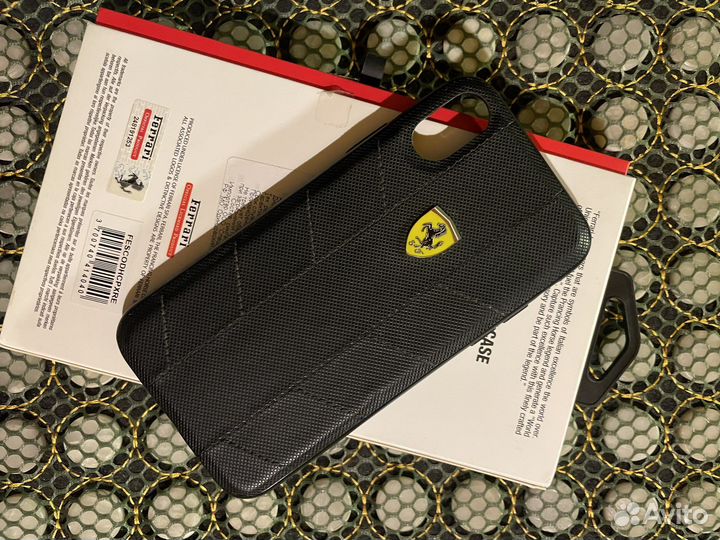 Чехол на iPhone X