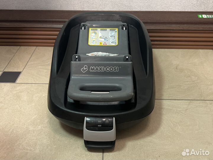 Автомобильное кресло maxi cosi pearl