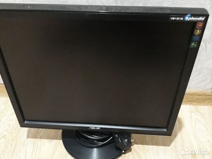 Монитор Asus 19