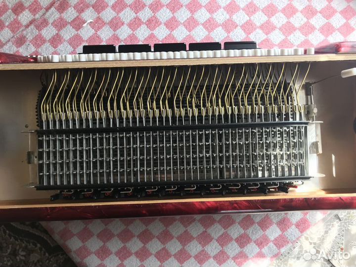 Аккордеон weltmeister meteor 4/4
